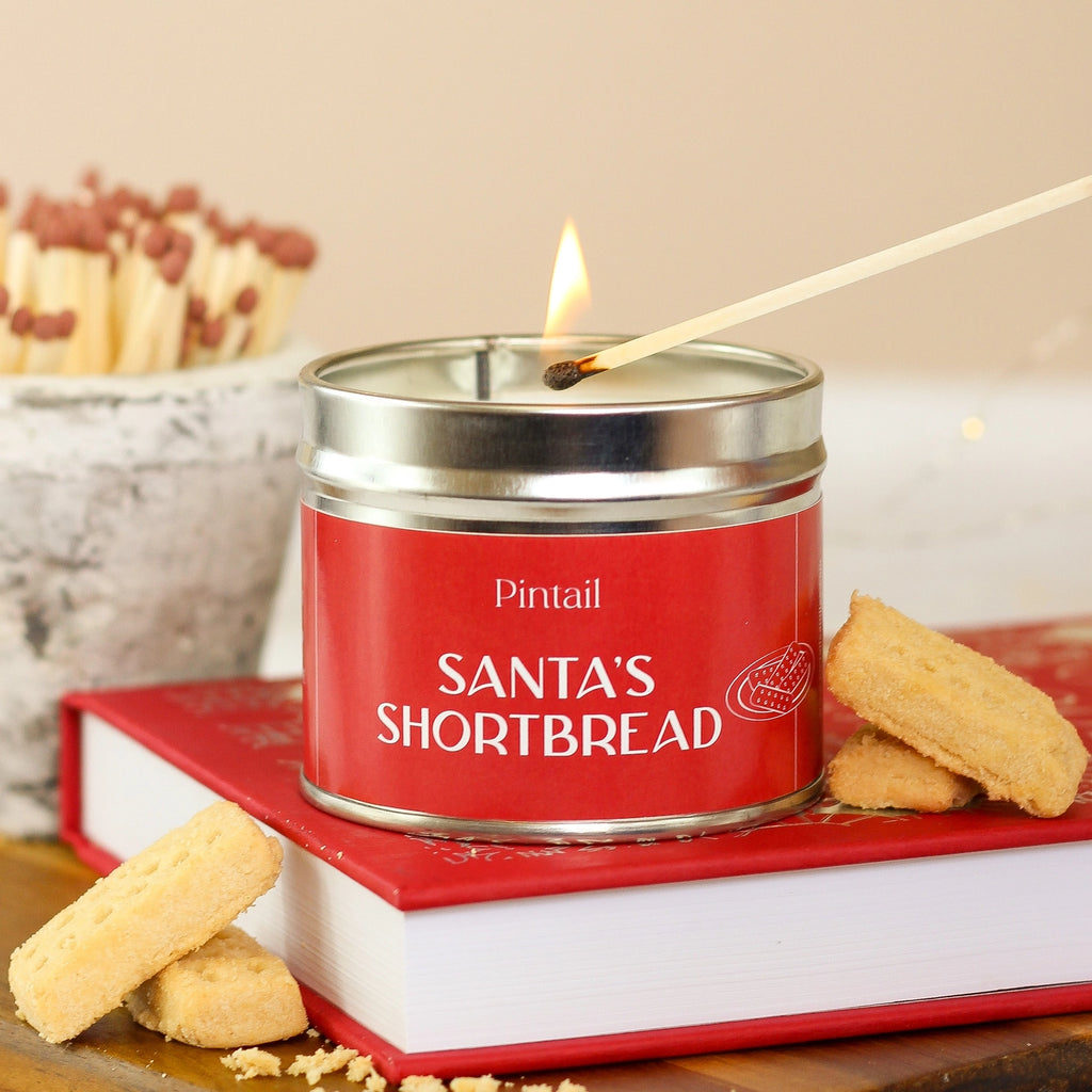 Santa's Shortbread Classic Tin Candle 35hr Burn Time | Annie Mo's