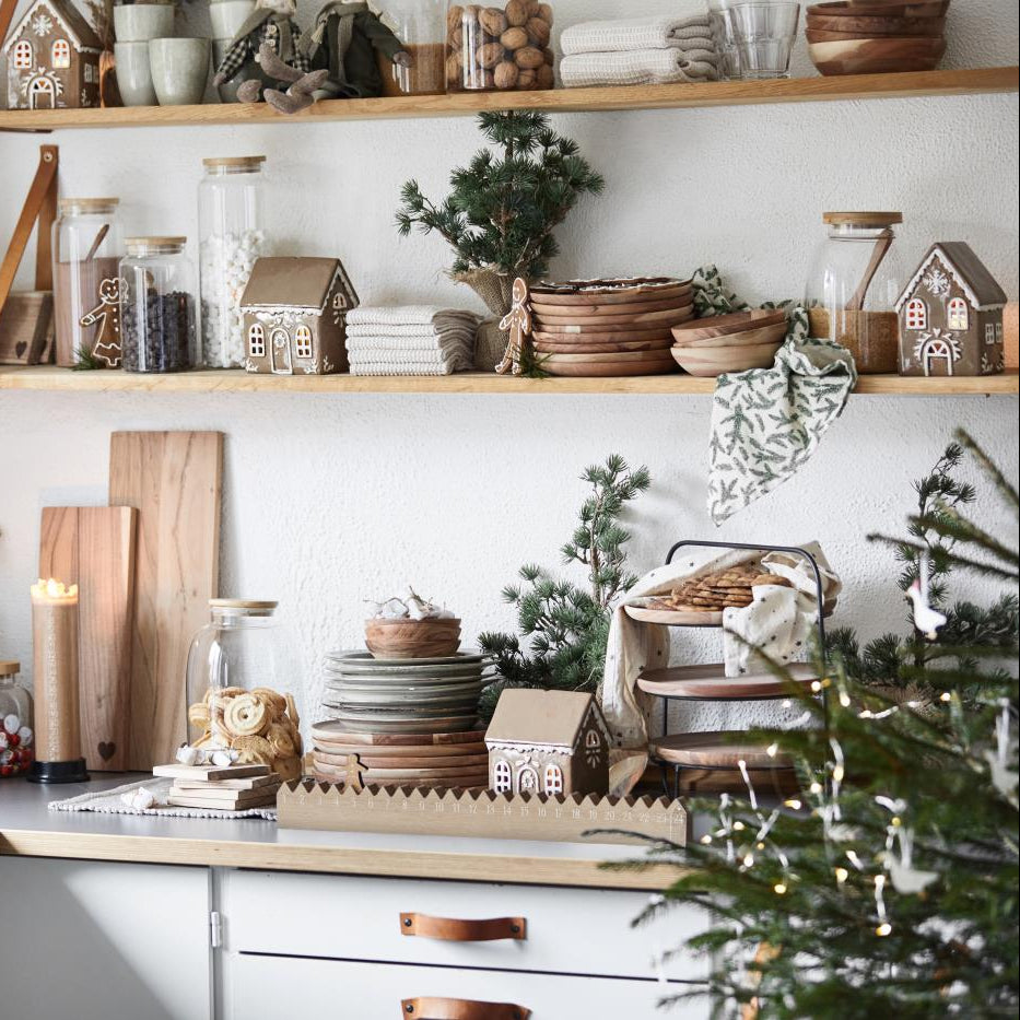 Gingerbread Ceramic House with Snowflake 15cm | Annie Mo's D
