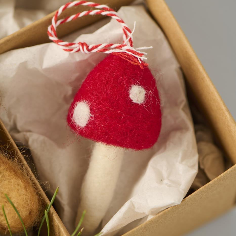 Felt Mushroom Hanger 7cm