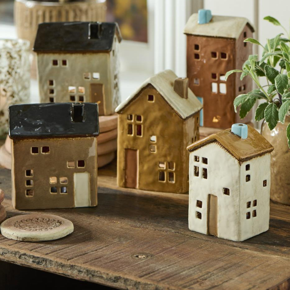 Brighton Tealight House with Cream Door 13cm | Annie Mo's B