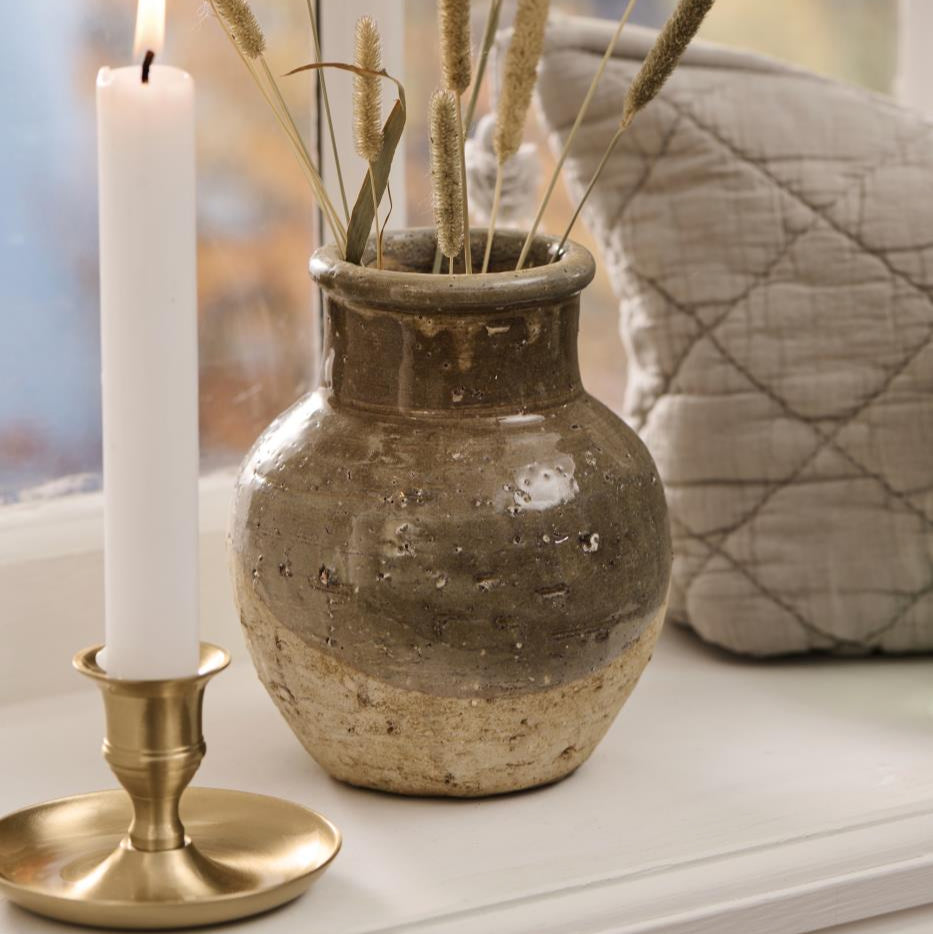 Classic Low Brass Candle Holder for Dinner Candles