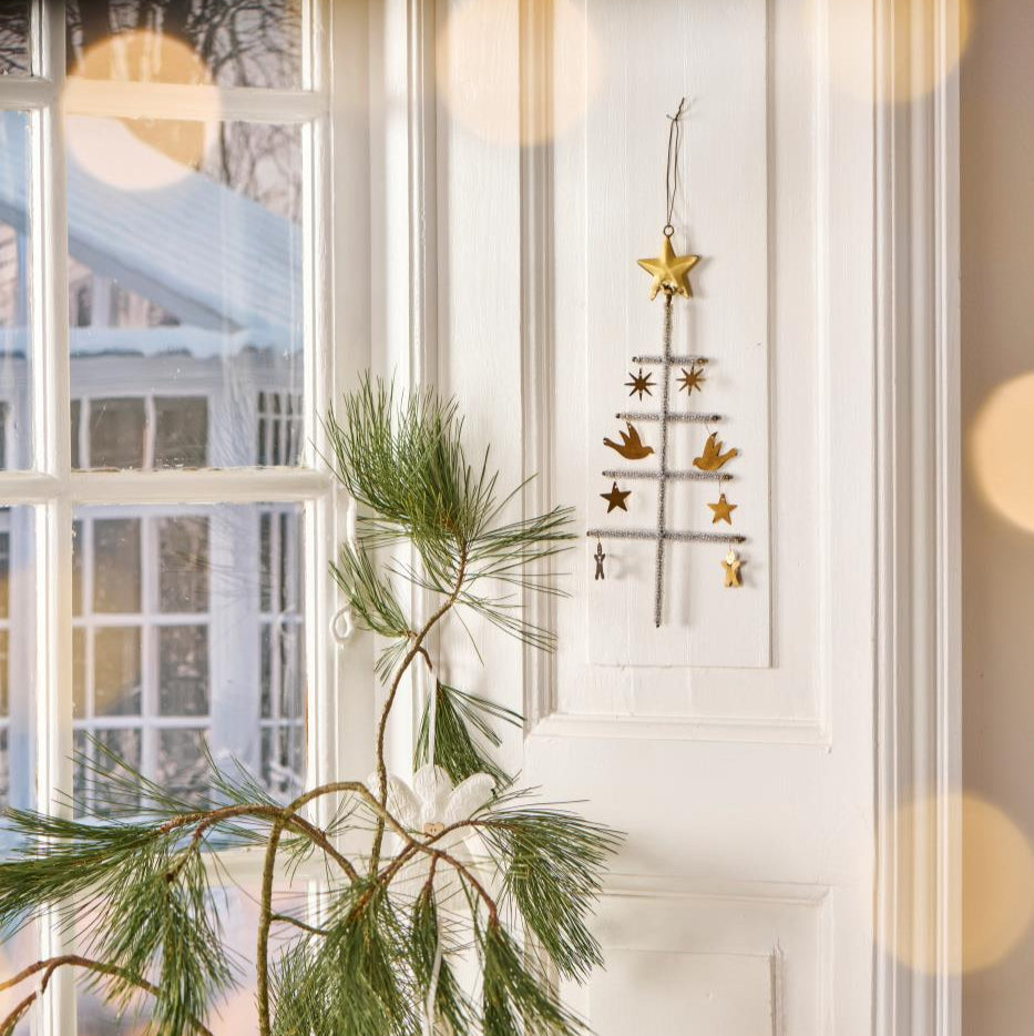 Hanging Christmas Tree with Brass Ornaments 29cm