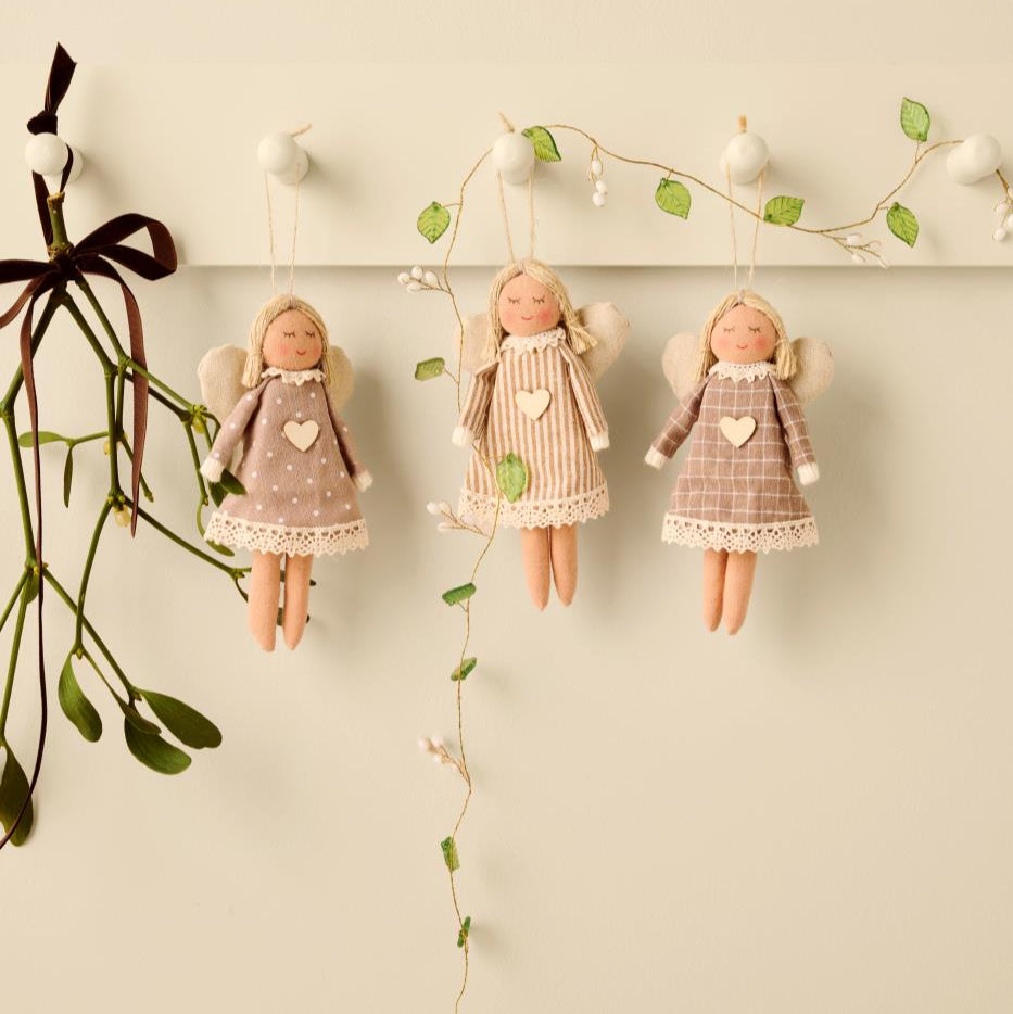 Three Assorted Nostalgic Angels 15cm