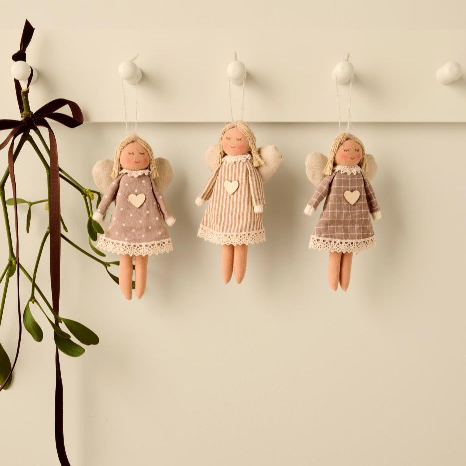 Three Assorted Nostalgic Angels 15cm