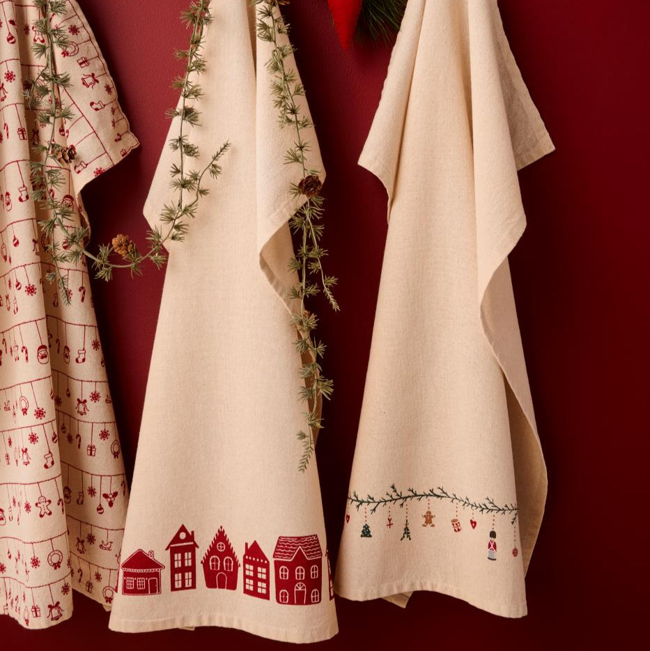 Tea Towel with Red Houses Motif 50cm x 70cm