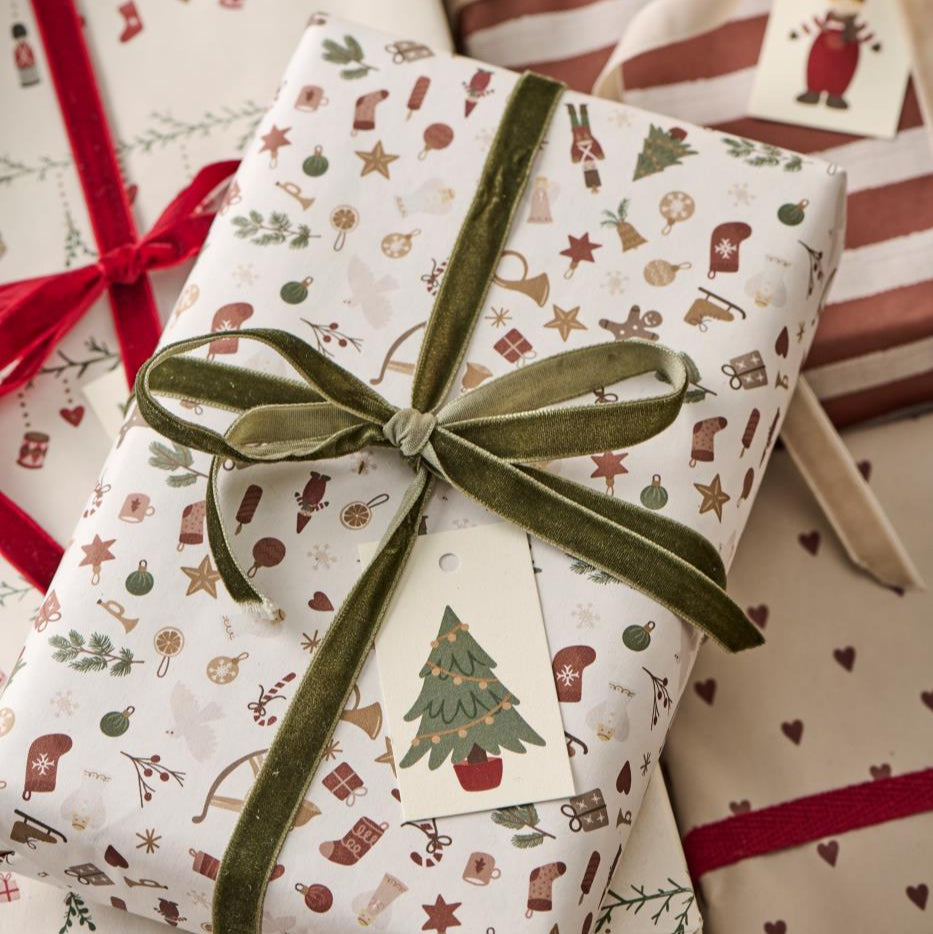 Paper Gift Wrap with My Nostalgic Christmas Design 500cm per Roll