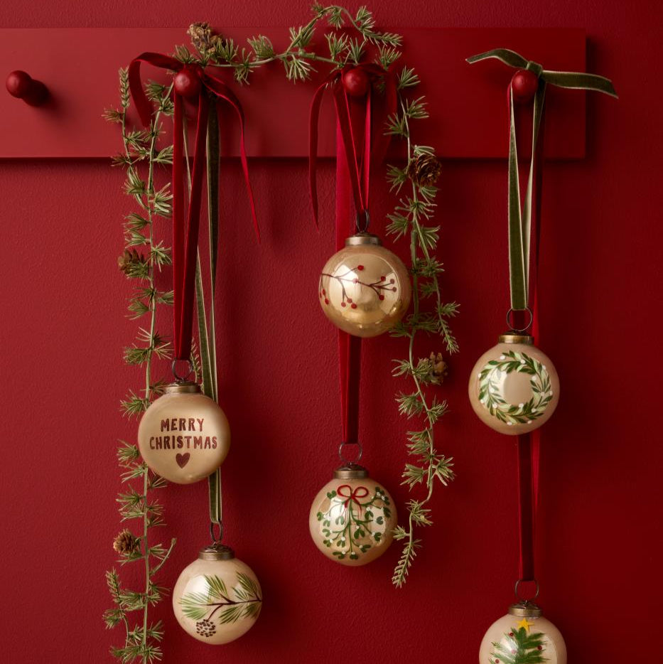 Artificial Cedar Garland with Cones 180cm