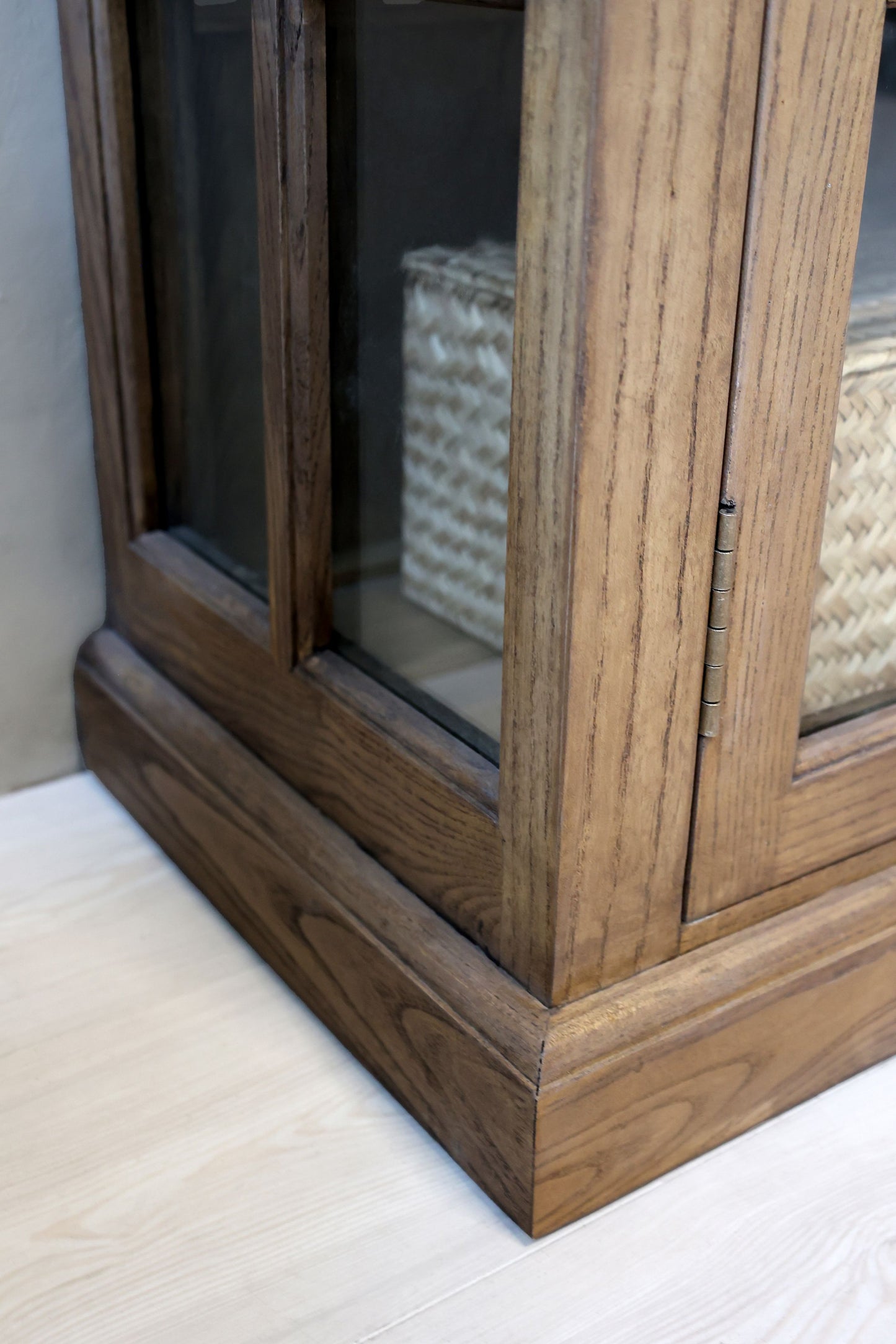 Marseille Display Cabinet with Four Doors and Shelves 120cm