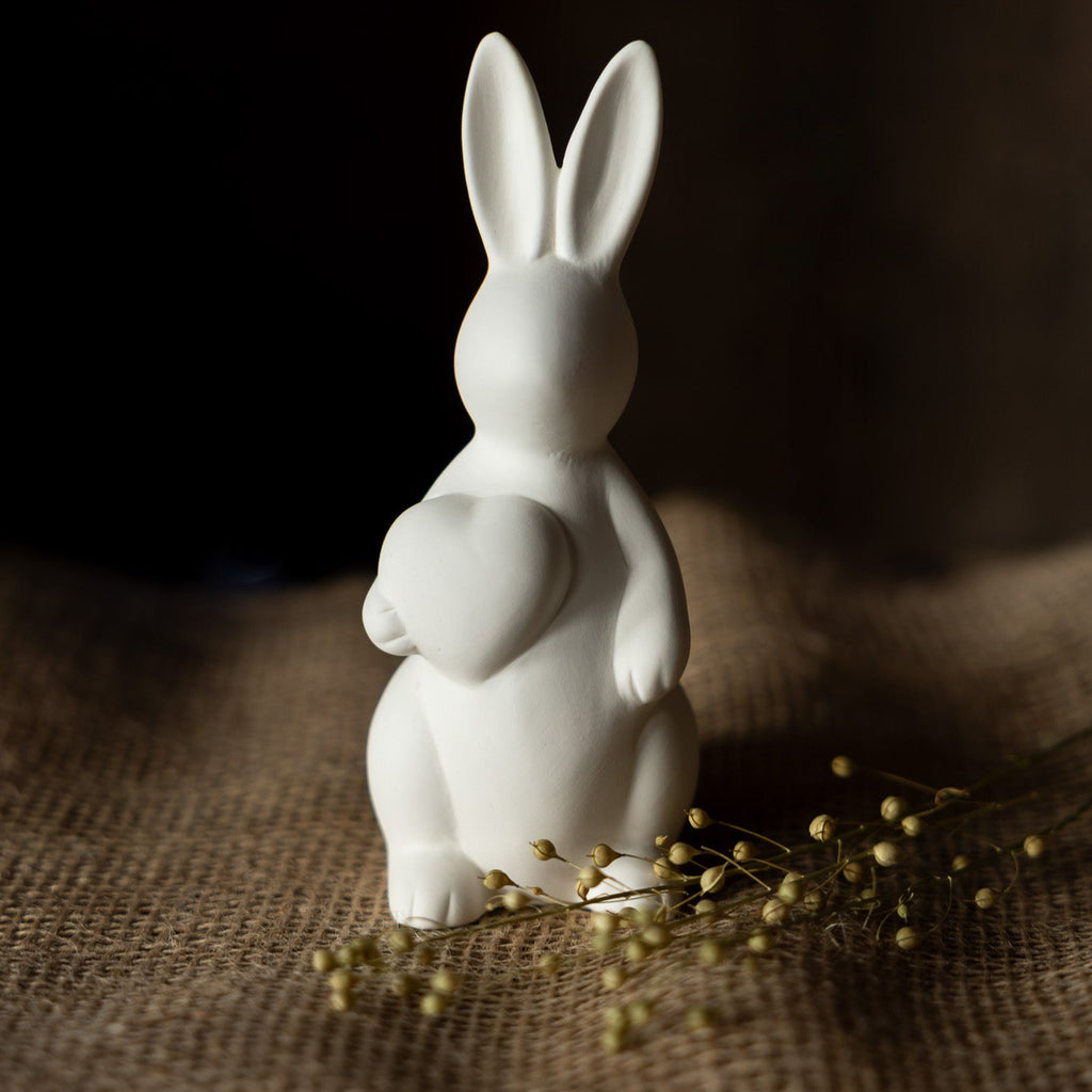 Oliva White Matt Ceramic Easter Bunny 16cm | Annie Mo's