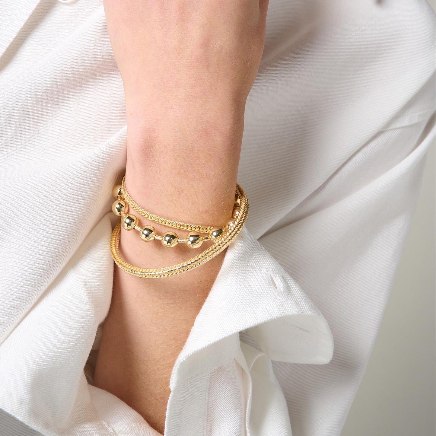 Align Bracelet - Gold | Annie Mo's6