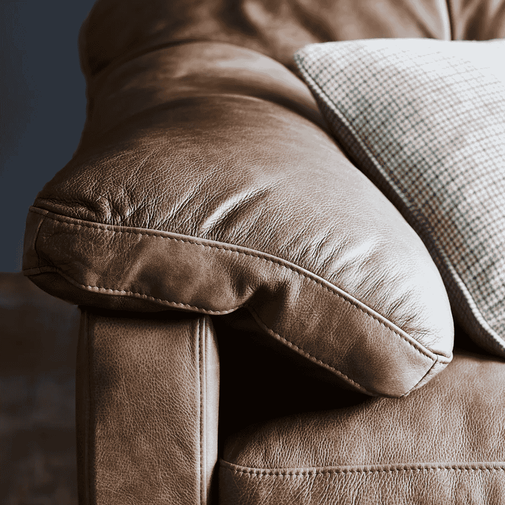 Bailey Snuggler Sofa | Leather