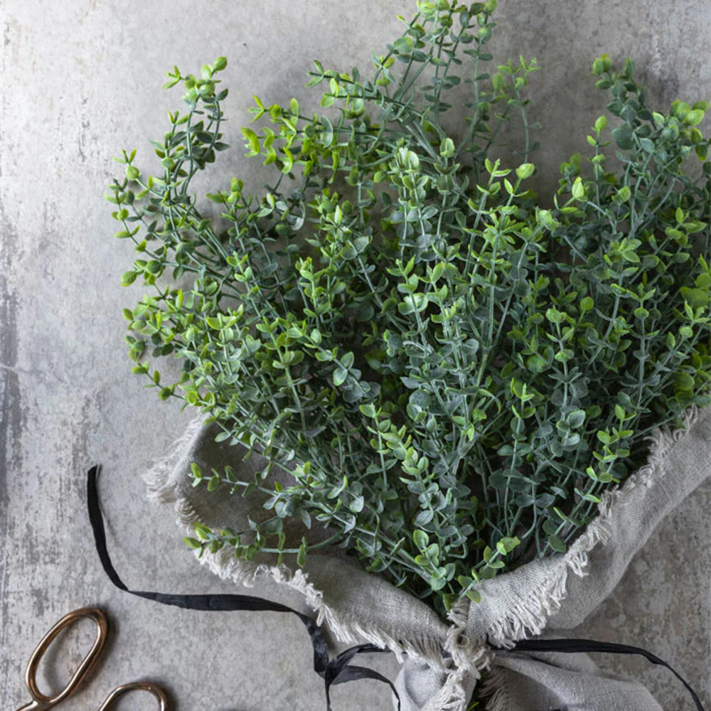 Boxwood Stem 72cm