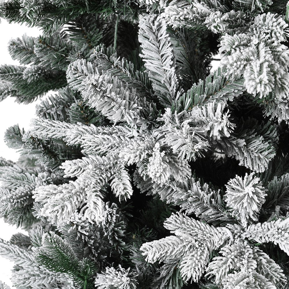 7.5ft. 500 LED Lit Flocked Tree 229cm