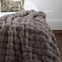 Faux Fur Brown Throw 145 x 170cm | Annie Mo's