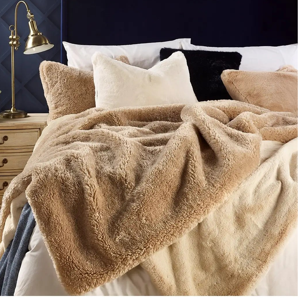 Frosted Vanilla Faux Fur Throw - Size Choice | Annie Mo's