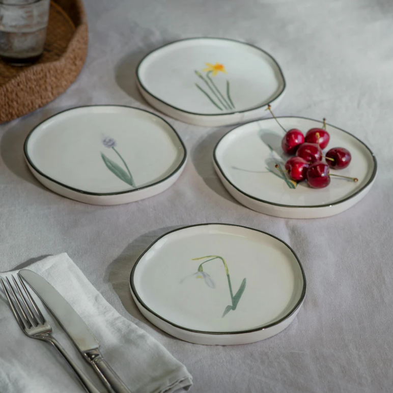 Helton Botanical Plates 17cm B | Annie Mo's