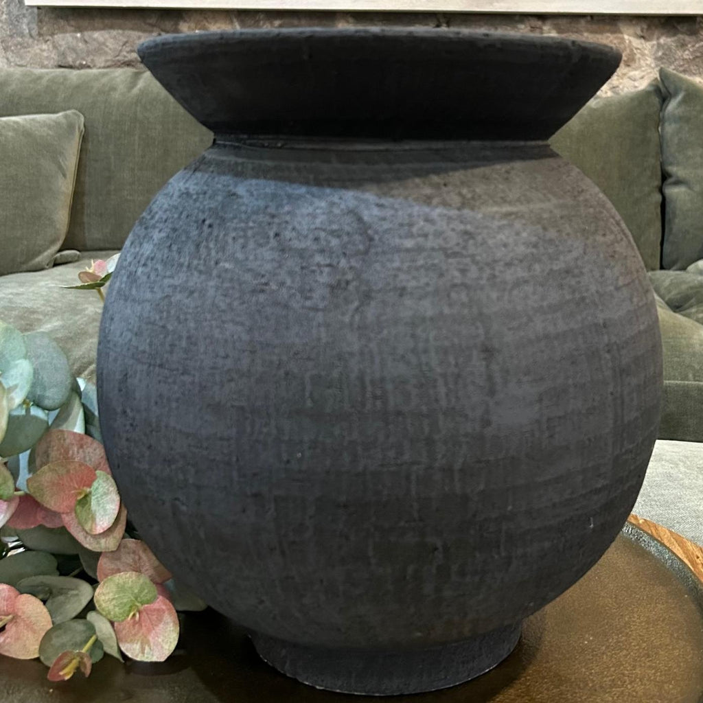 Jet Terracotta Vase 30cm B