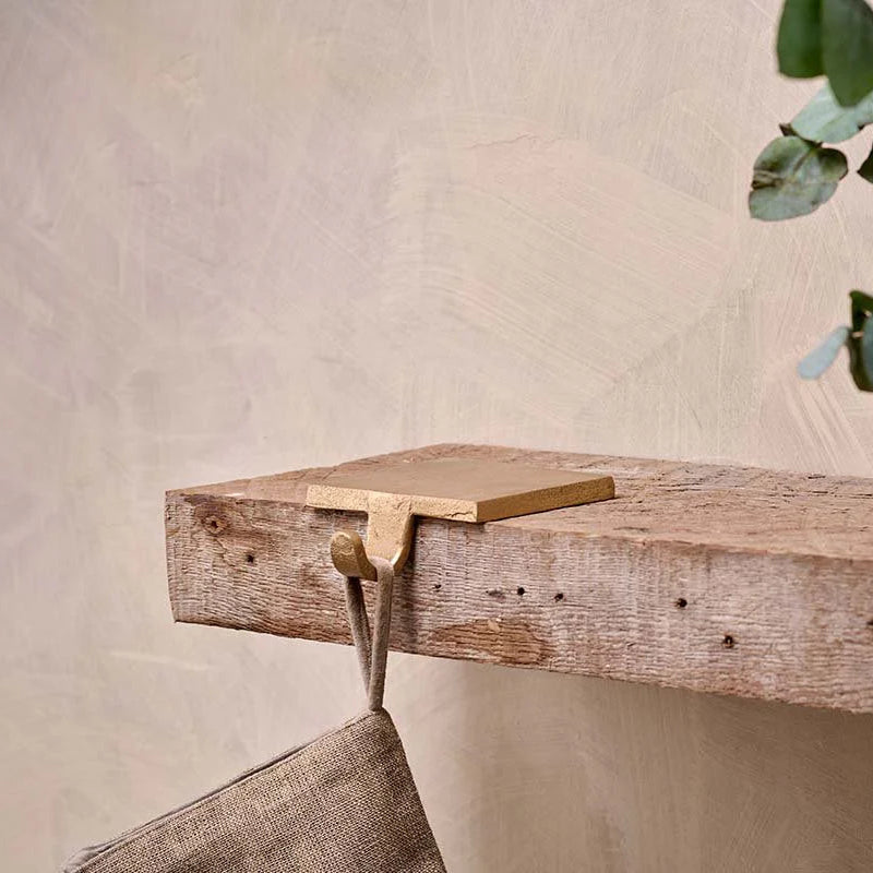 Kotta Stocking Holder | Annie Mo's