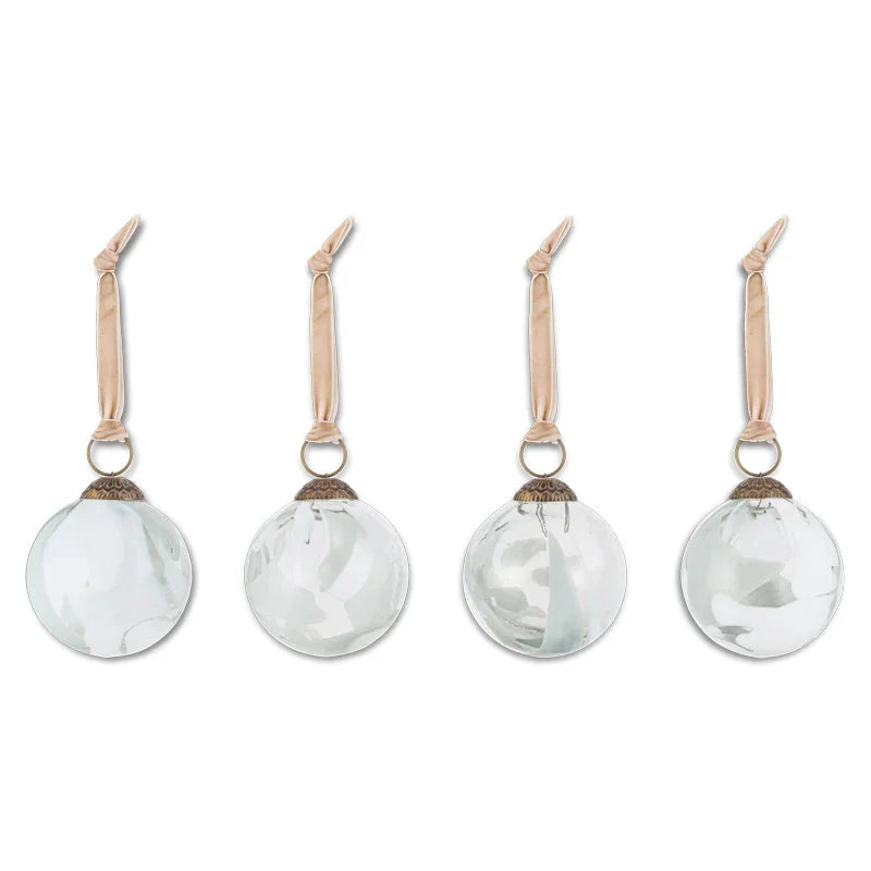 Lohara Baubles - White (Set of 4) 8cm