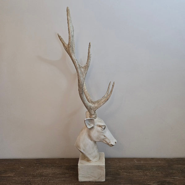Large Reindeer Head Mount 4