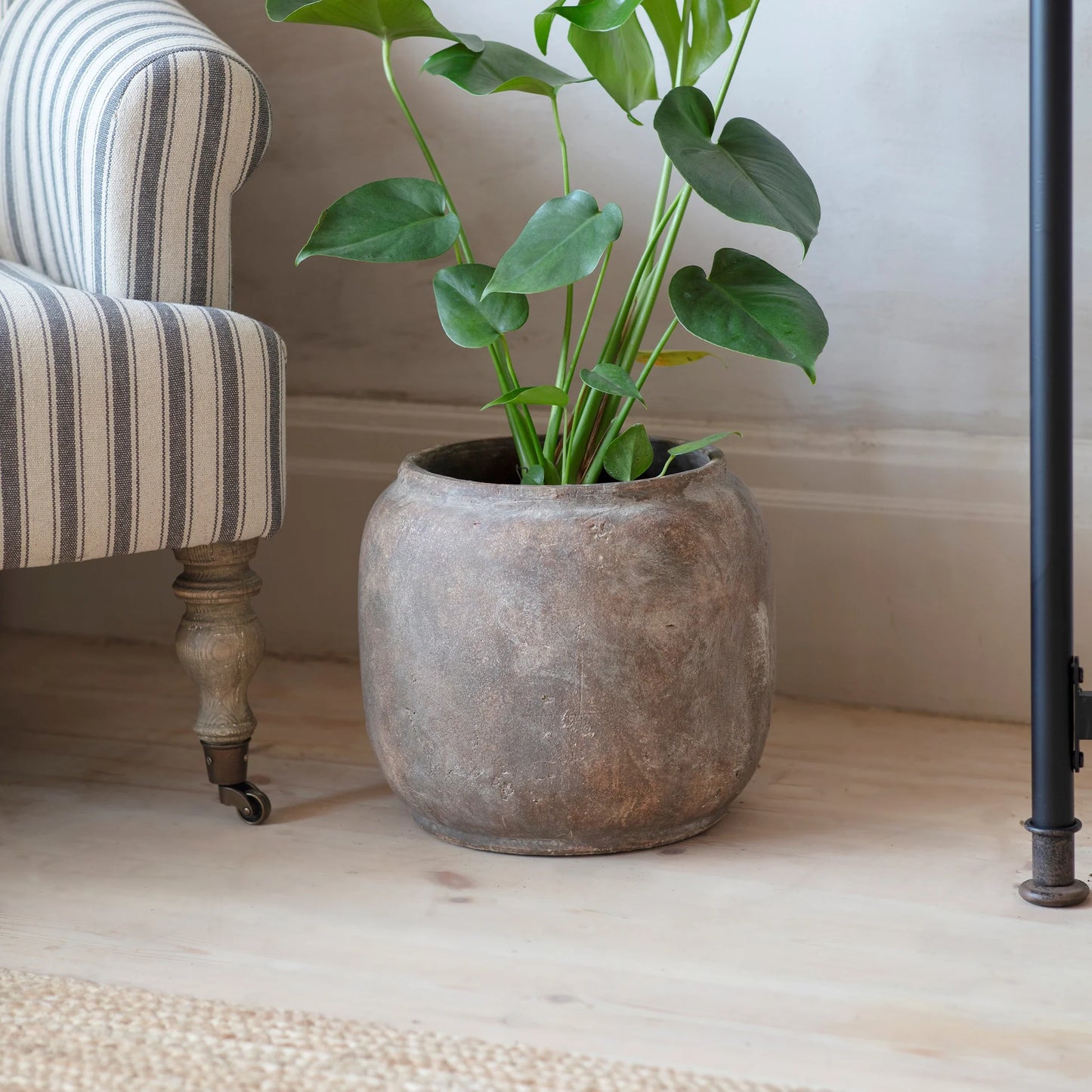 Lockton Large Round Planter 30cm | Annie Mo's