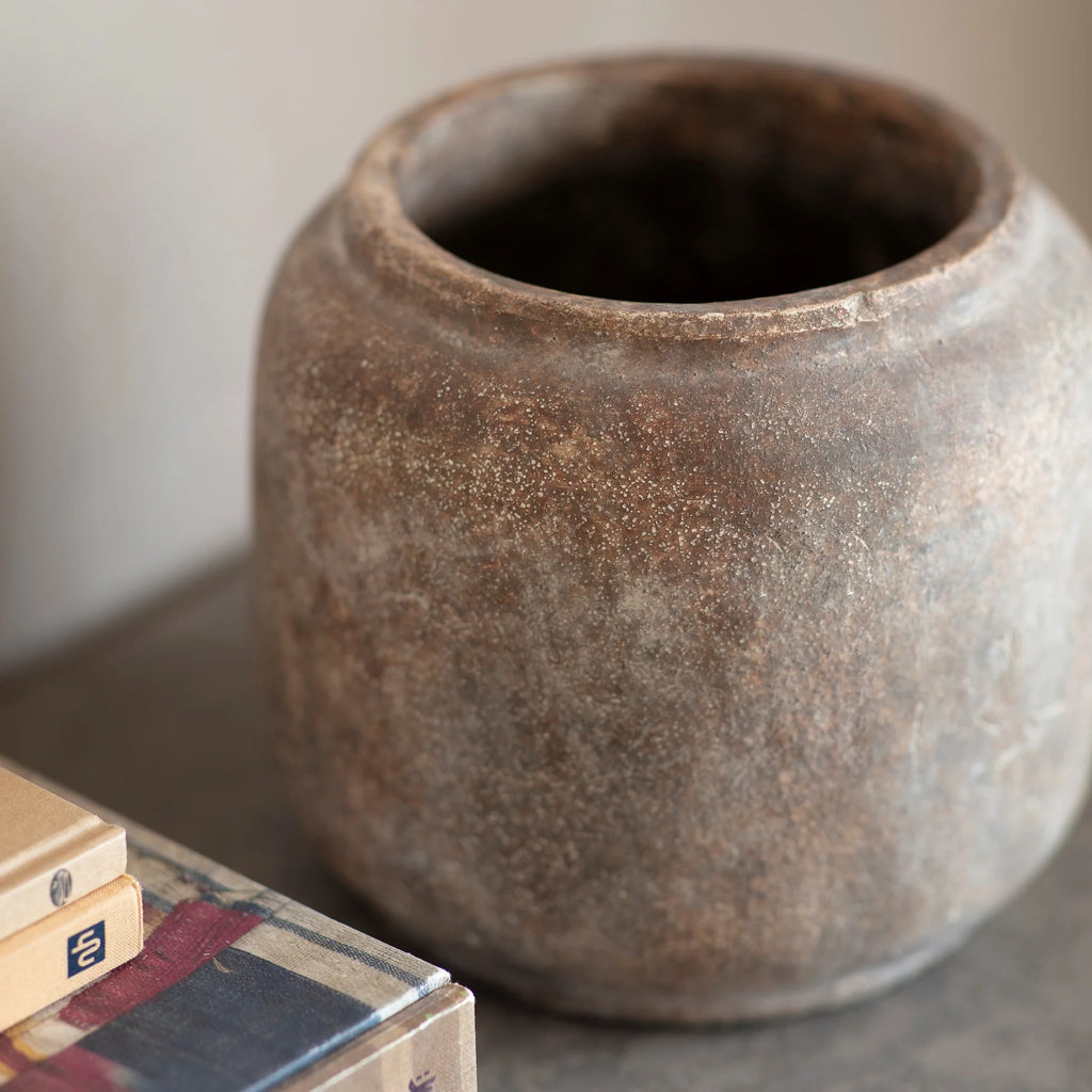 Lockton Small Round Planter 21cm