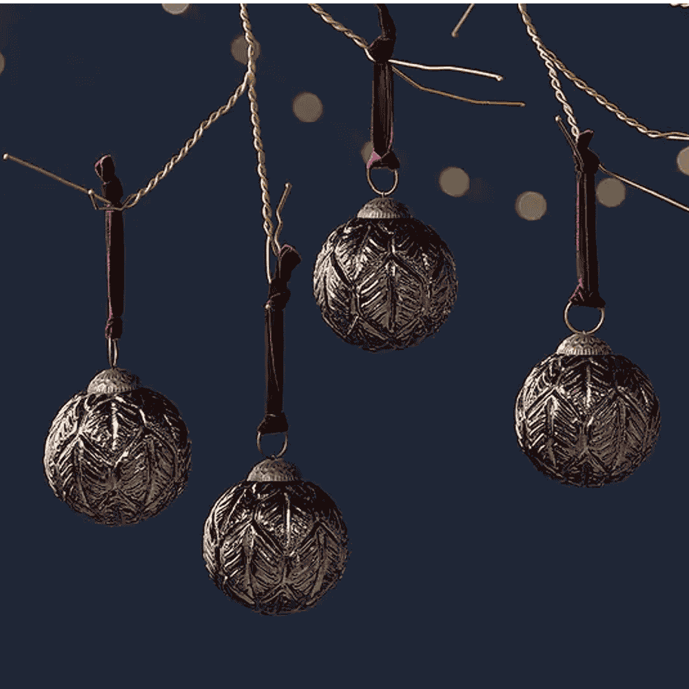Patia Baubles - Antique Burgundy - (Set of 4) 8cm | Annie Mo's