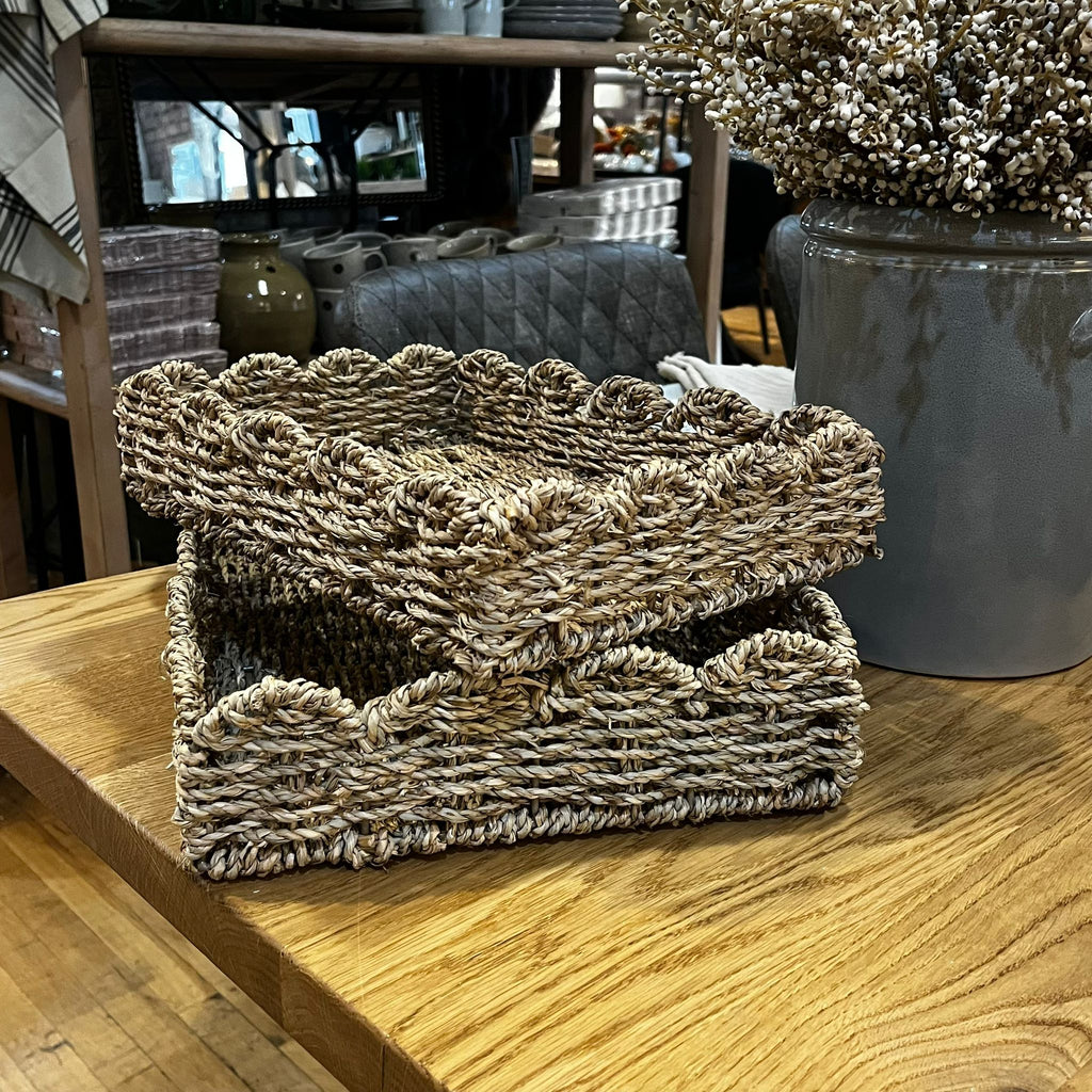 Set of Two Seagrass Scalloped Edge Trays 39cmC