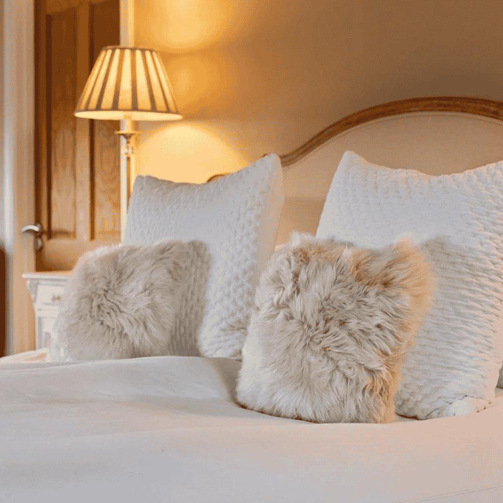 Sheepskin Cushion - Ivory