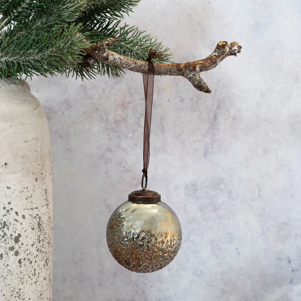 Smoke Moitie Bauble 8cm