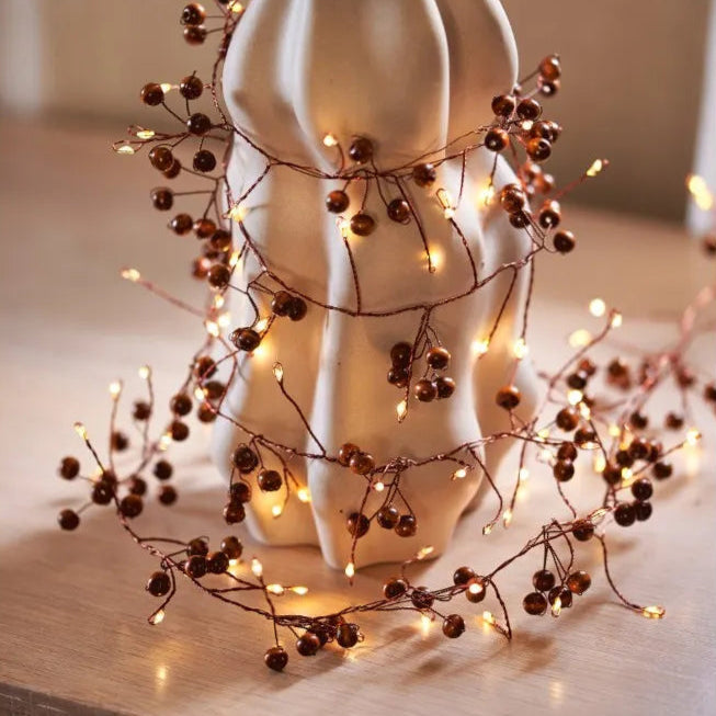 Woodland Berry 100 warm white LEDs - Battery Operated
