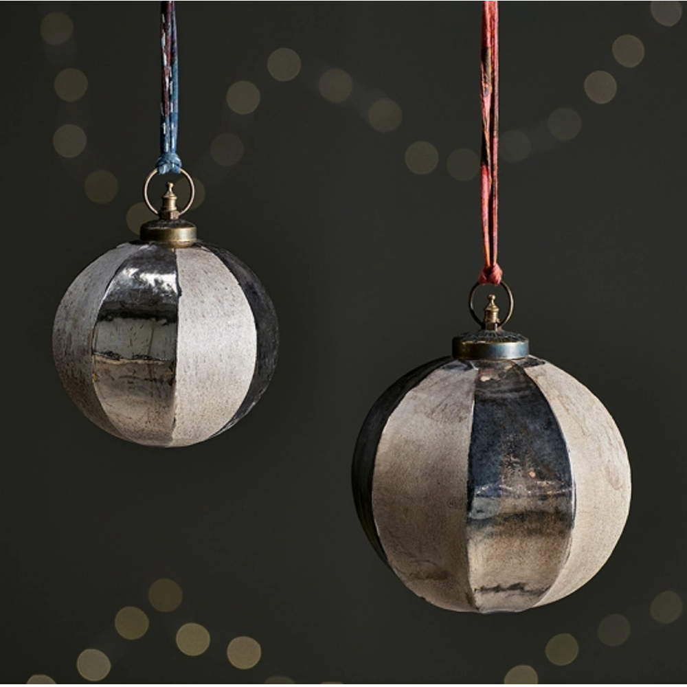 Zuki GIANT Baubles - Gold - Size Choice | Annie Mo's