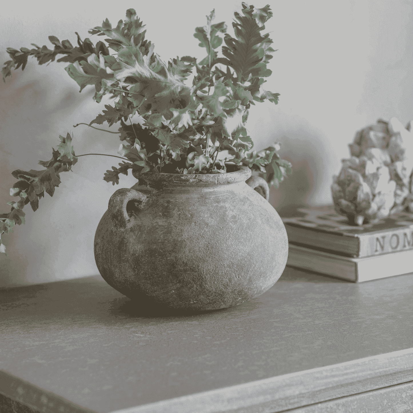 Lockton Small Pot with Handles 25cm