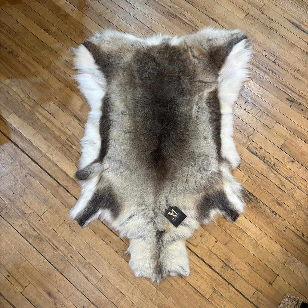 Reindeer Hide 225cm