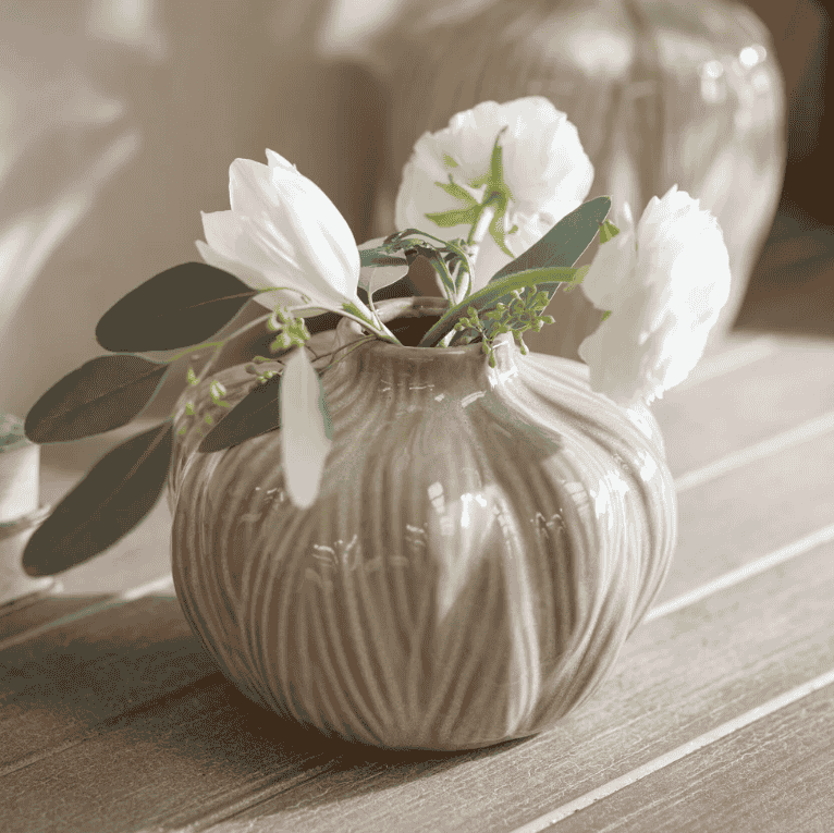 Lulworth Globe Vase B | Annie Mo's
