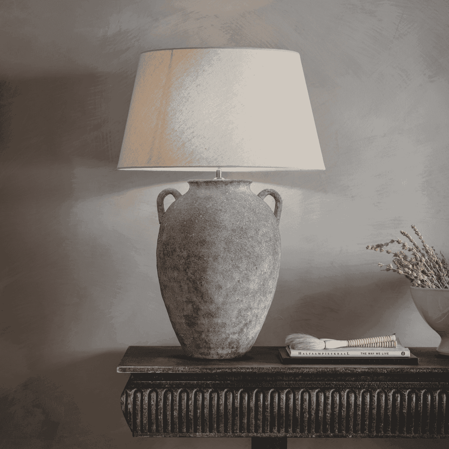 Bradwell Urn Table Lamp
