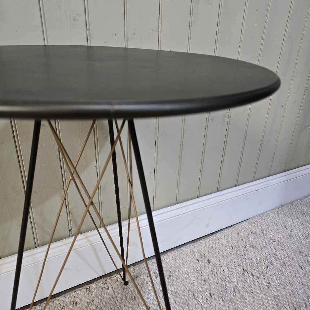 Metal Round Side Table - CLEARANCE