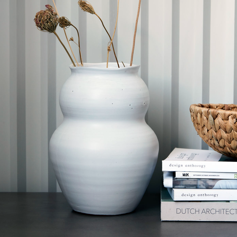 Juno White Vase 22cm | Annie Mo's