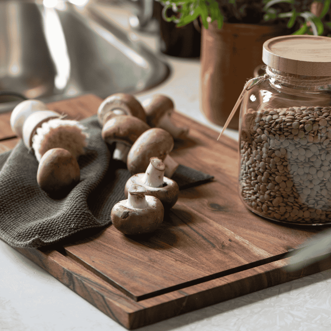 Oiled Acacia Cutting Board with Groove 48cm | Annie Mo's