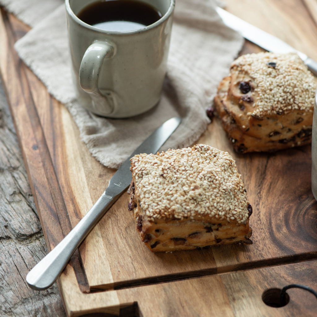 Oiled Acacia Cutting Board with Groove 48cm | Annie Mo's 2