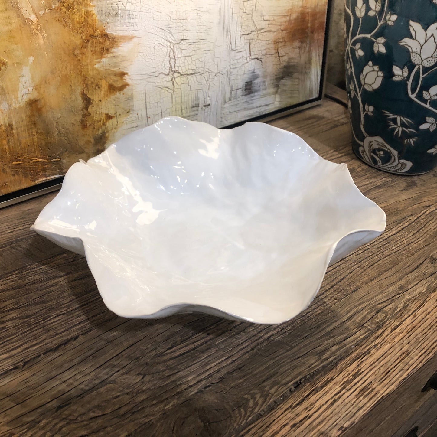 White Wavy Edge Decorative Plate 32cm B