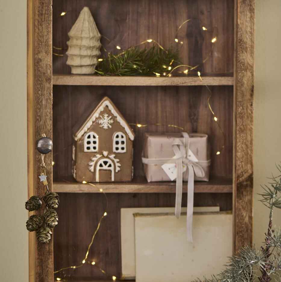 Gingerbread Ceramic House with Snowflake 15cm | Annie Mo's E