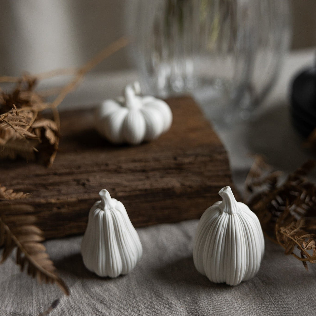 Hillinge Mini Matt White Ceramic Pumpkin 6.5cm-B