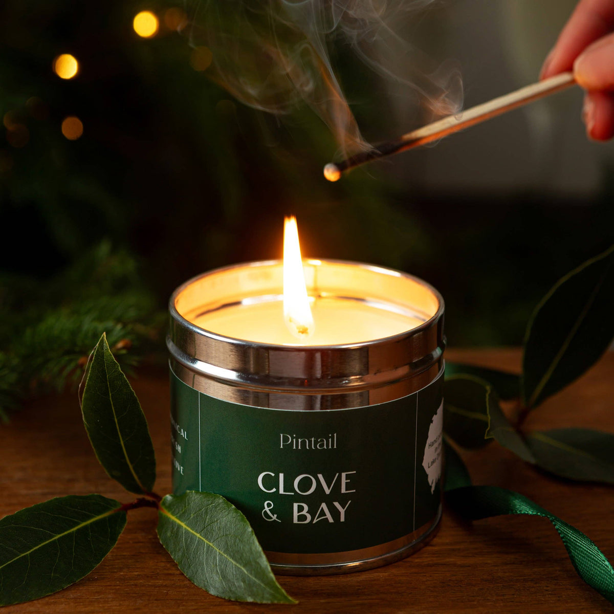 Clove & Bay Classic Tin