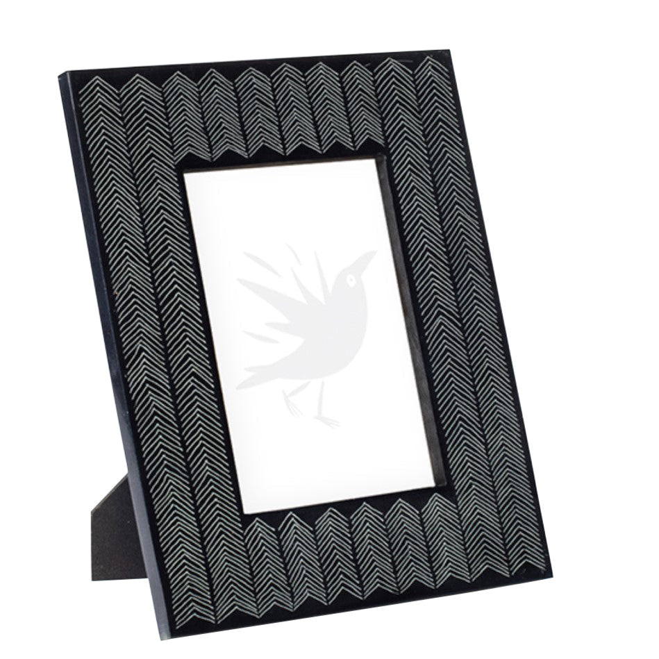 Kota Etched Bone Photo Frame 5" x 7" | Annie Mo's