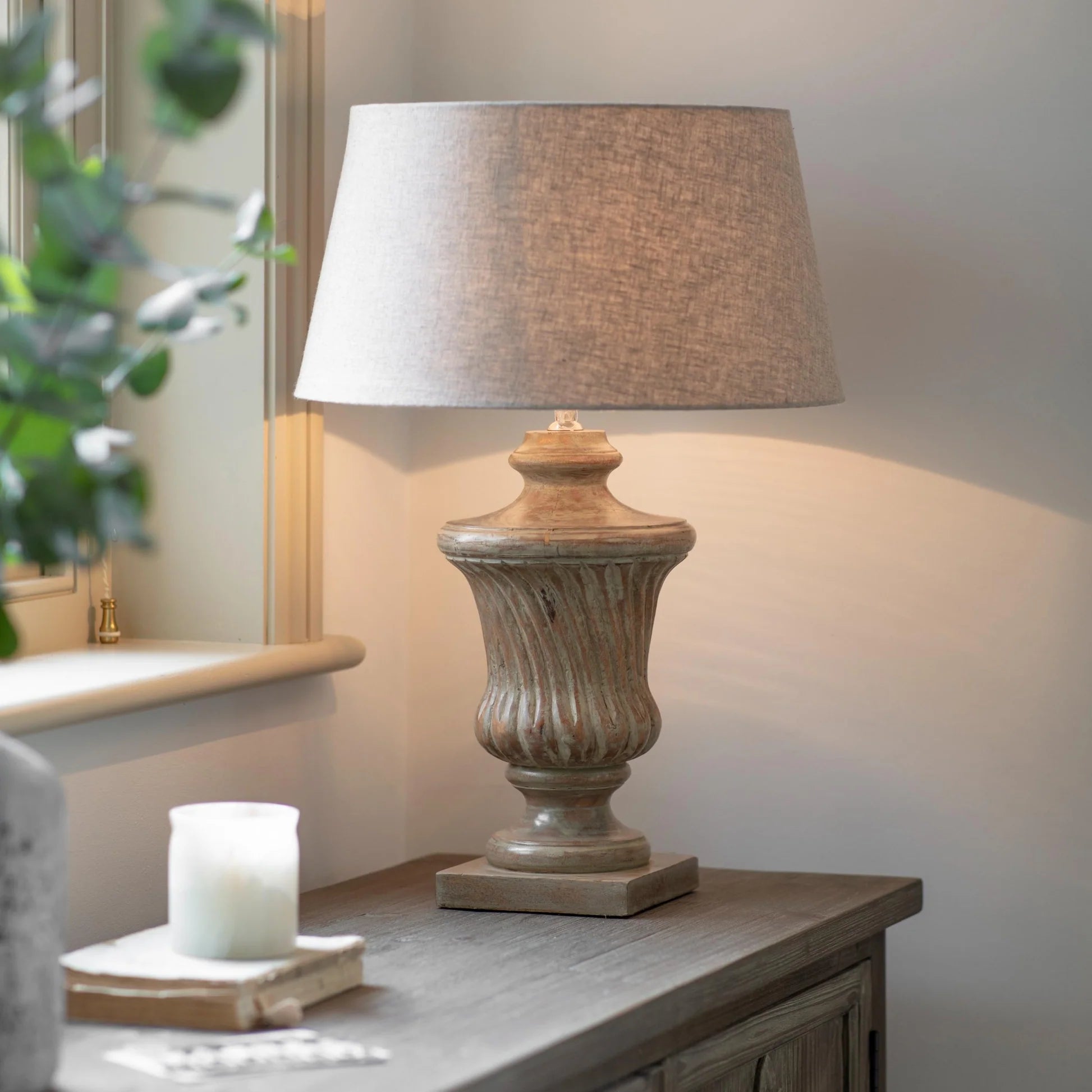 Fort William Wooden Table Lamp 48cm | Annie Mo's