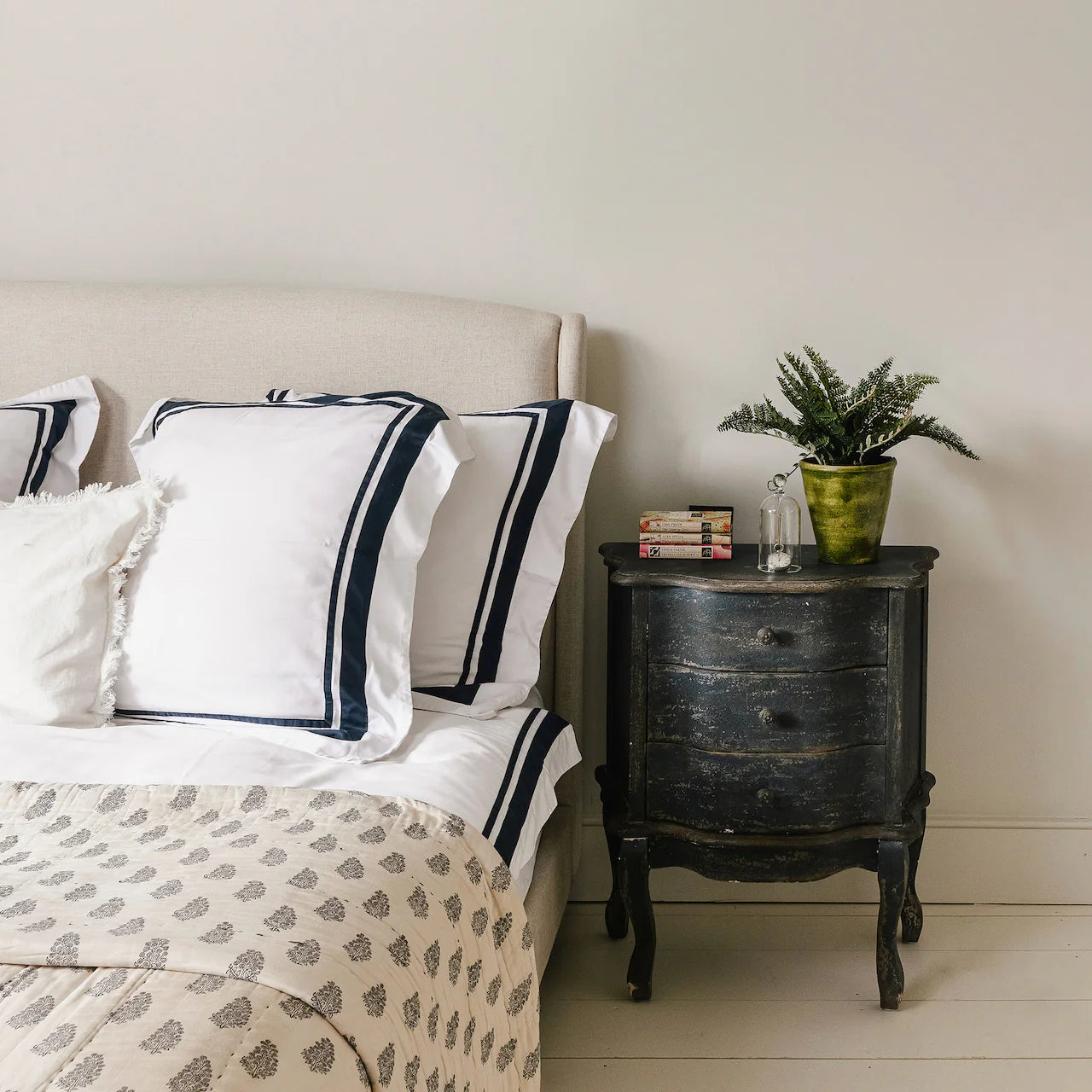 Clovelly Small Chest of Three Drawers 63cm Wide