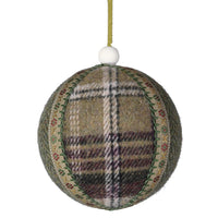 Green Plaid Bauble 8cm
