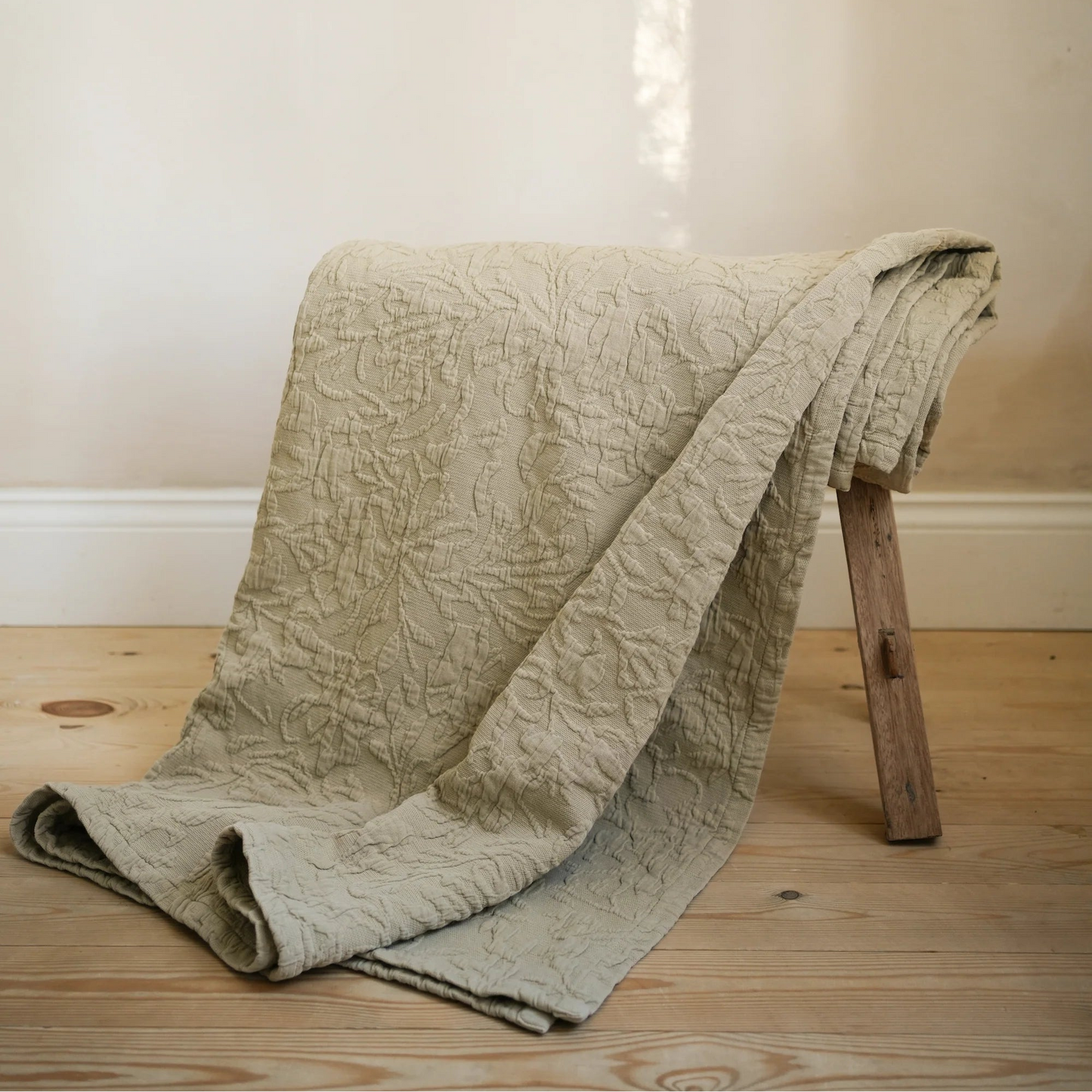 Chatsworth Bedspread - Faded Olive 220 x 230cm