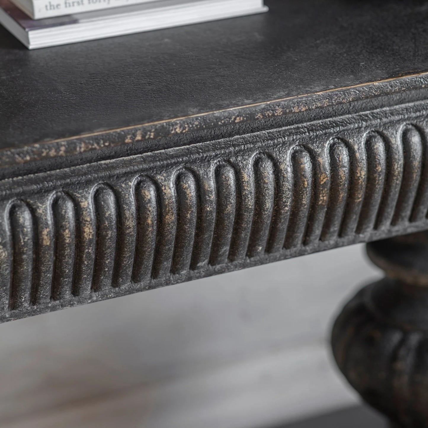 Clovelly Balustrade Console Table 186cm